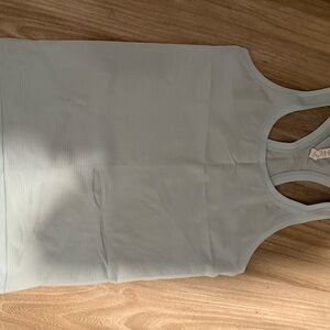 Lululemon swiftly tech Women's Light Blue Tank Top size 6